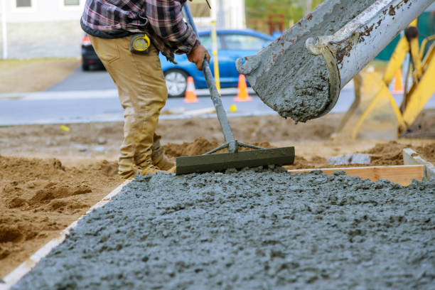 Best Concrete Driveway Installation in Madera, CA